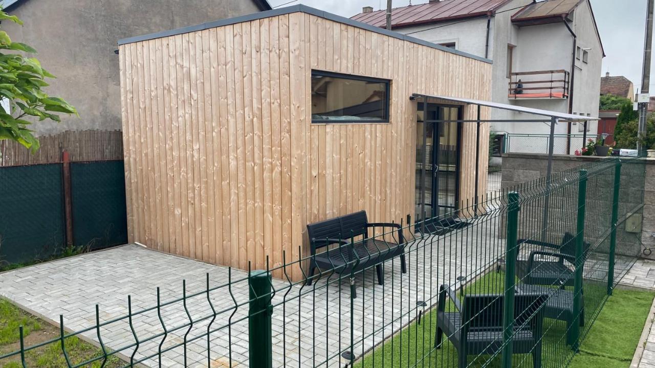 Tiny House Daire Pardubice Dış mekan fotoğraf